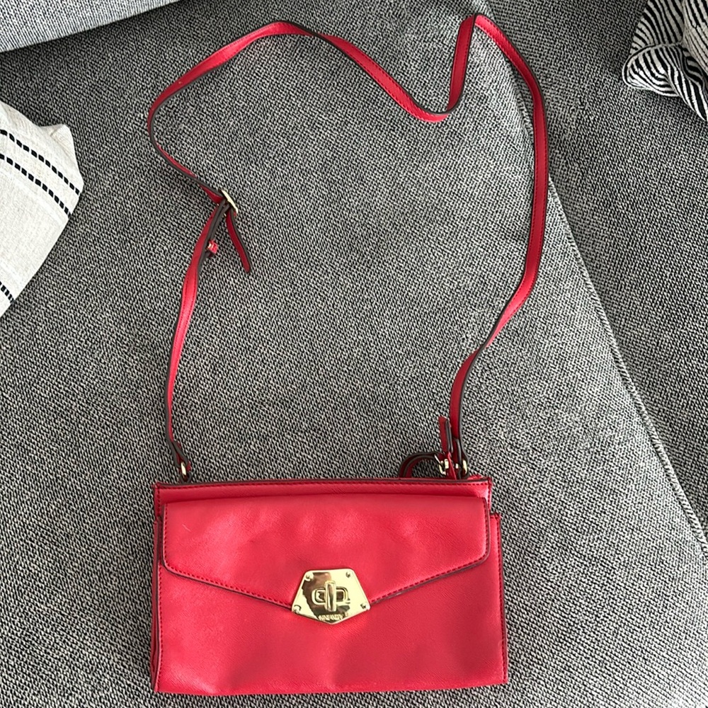 Nine west red purse